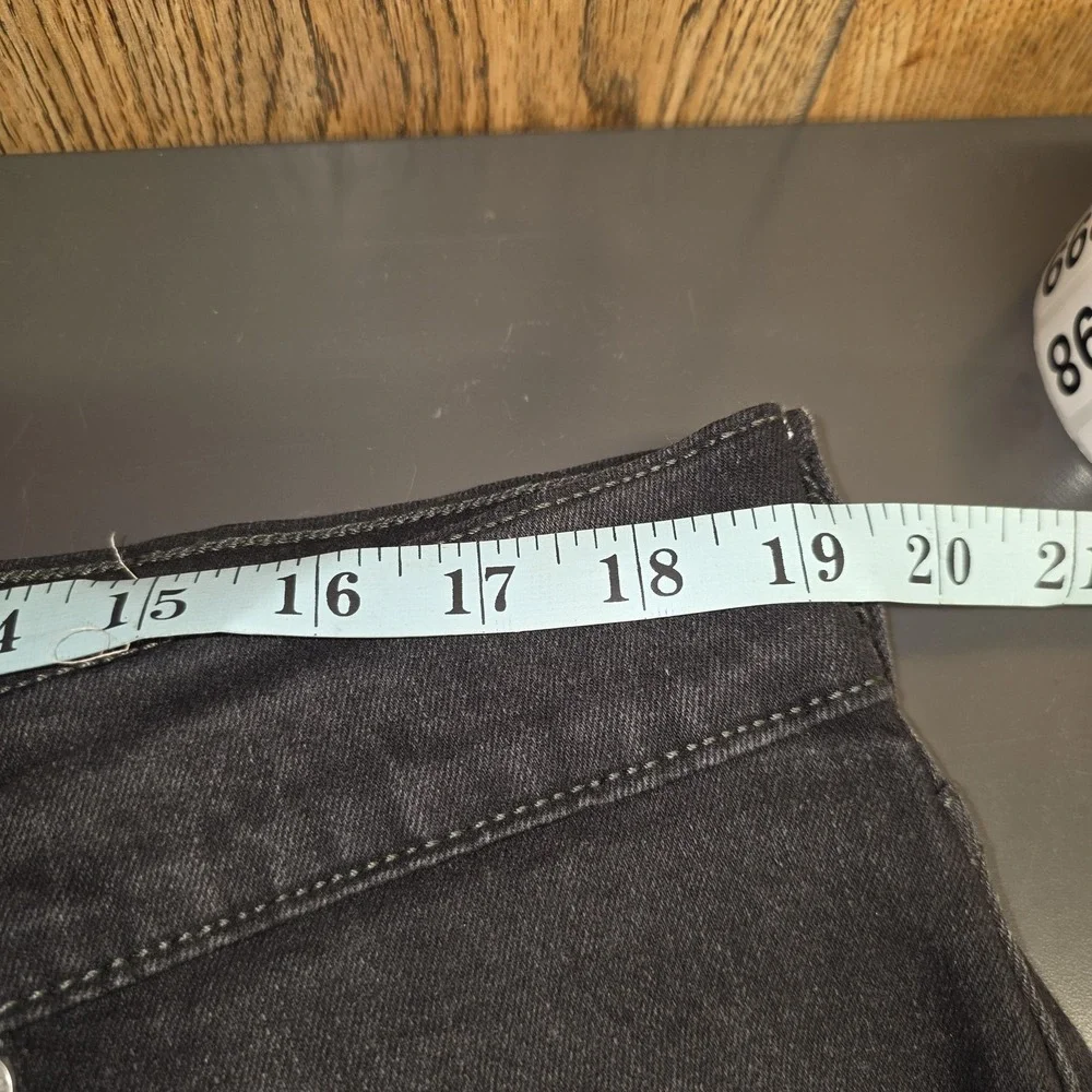 True Religion Jeans Mens 36x34 Black Rocco Relaxed Skinny Charcoal Wash Stretch